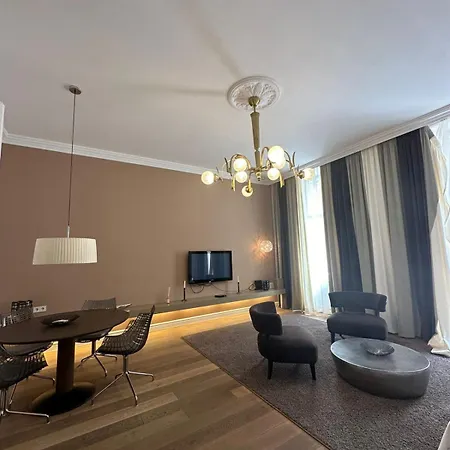 Residential Elegance: Yourvienna Classic Apartments In City Center Exterior foto