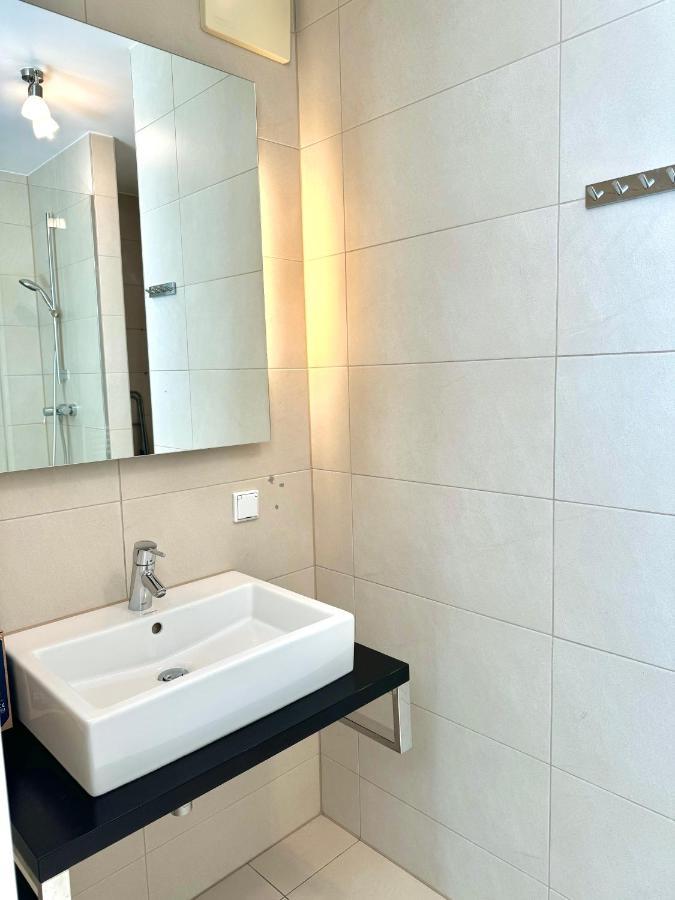 Residential Elegance: Yourvienna Classic In Center Apartament